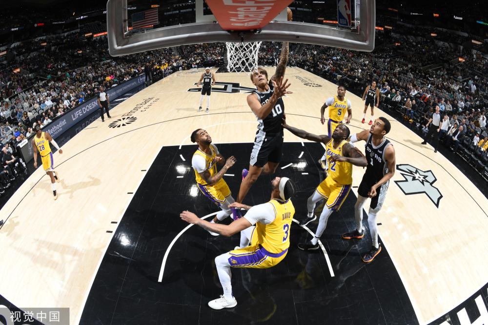 台上夺冠的 台上夺冠的