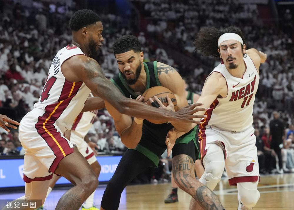 詹俊在解说 詹俊在解说