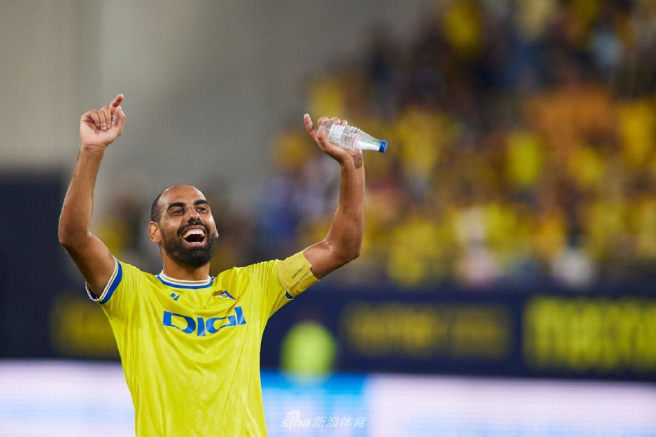 中国队完美 中国队完美